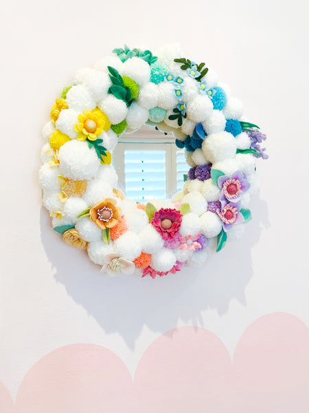 Pom pom mirror